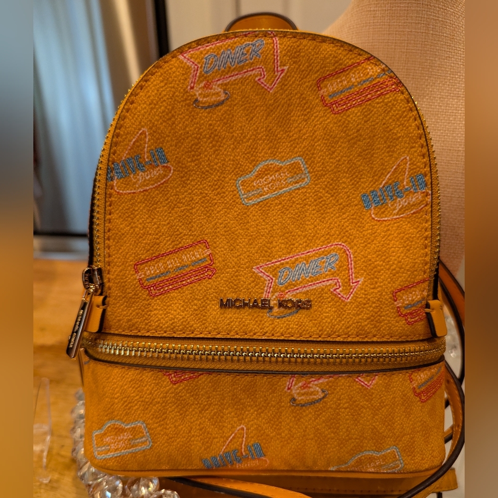 Michael Kors Rhea Extra Small Printed Signature Logo Backpack NWT - Picture 2 of 5